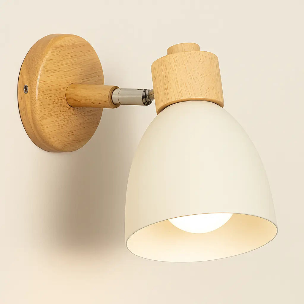 Applique murale en bois style nordique, socle naturel et abat-jour coloré E27.
