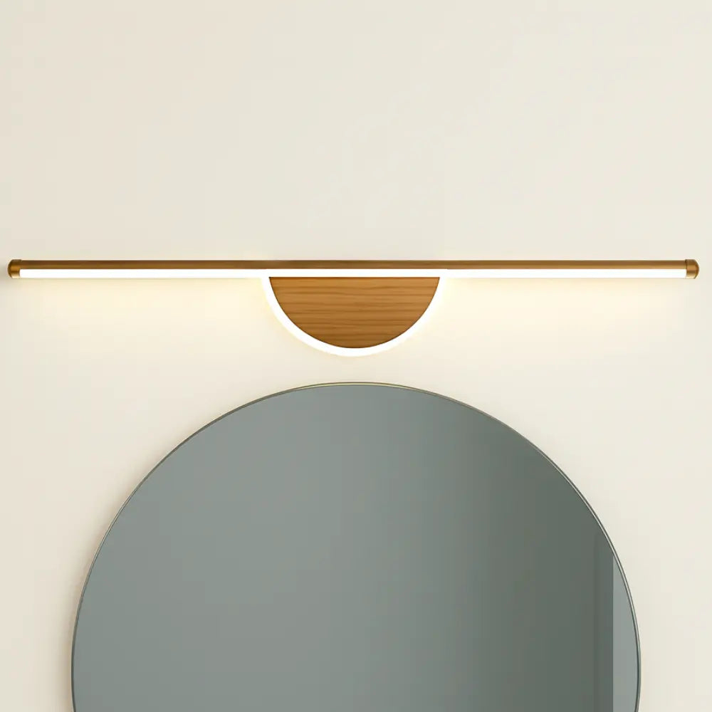 Applique murale bois LED, barre laiton fine et touche bois, style moderne, éclairage élégant.