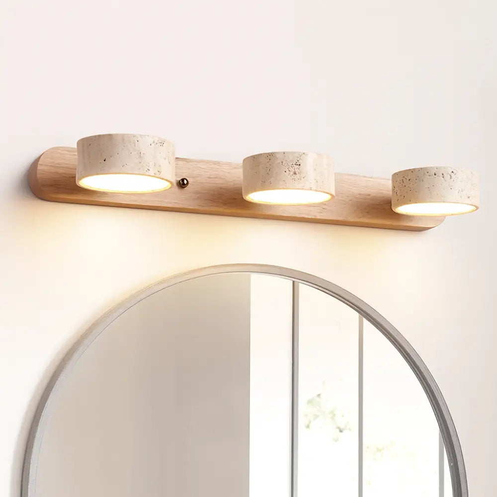 Applique murale bois japonais, LED minimaliste, travertin clair, esthétique sobre et raffinée.